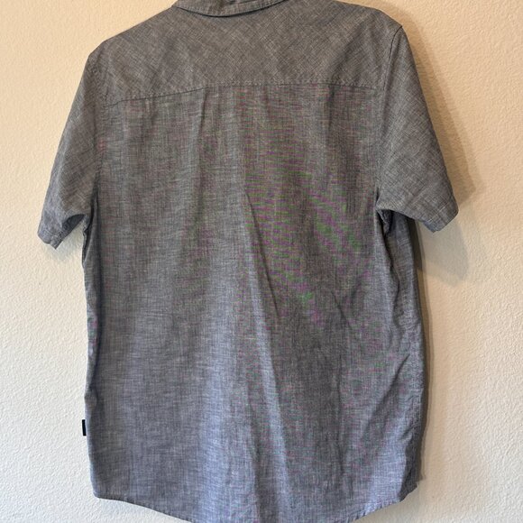 Men's Go-To Shirt - Picture 7 of 7